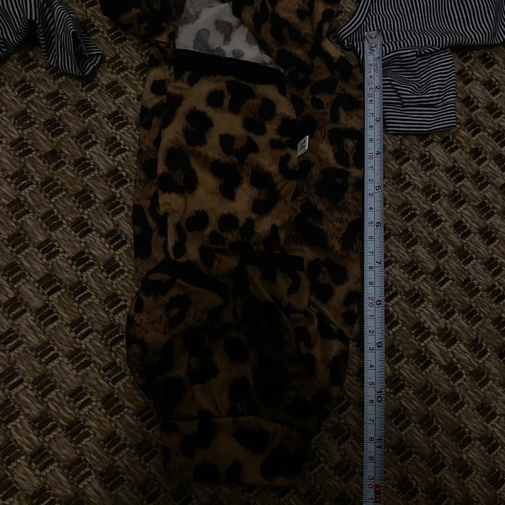 6 pack bundle of clothes for cat sphynx